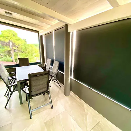 Apartment Niko - Big With Stunning Sea View And Pool *