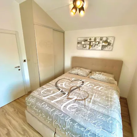 Niko - Big With Stunning Sea View And Pool Apartment