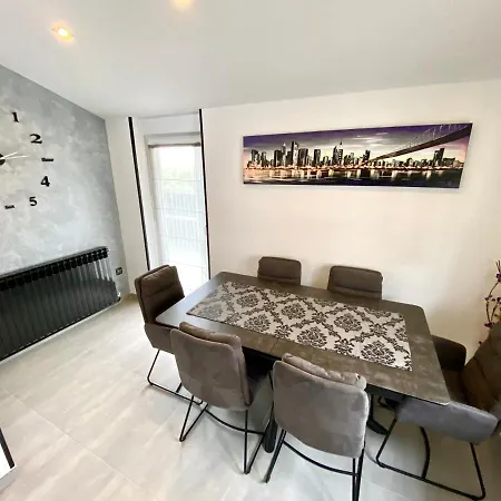 Apartment Niko - Big With Stunning Sea View And Pool *