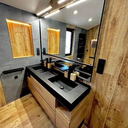 Niko - Big With Stunning Sea View And Pool Apartman *